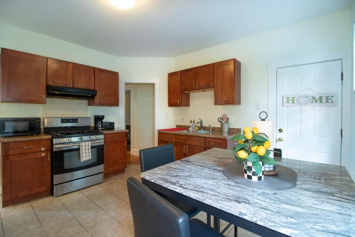 Comfortable And 3 Bed Holiday home *